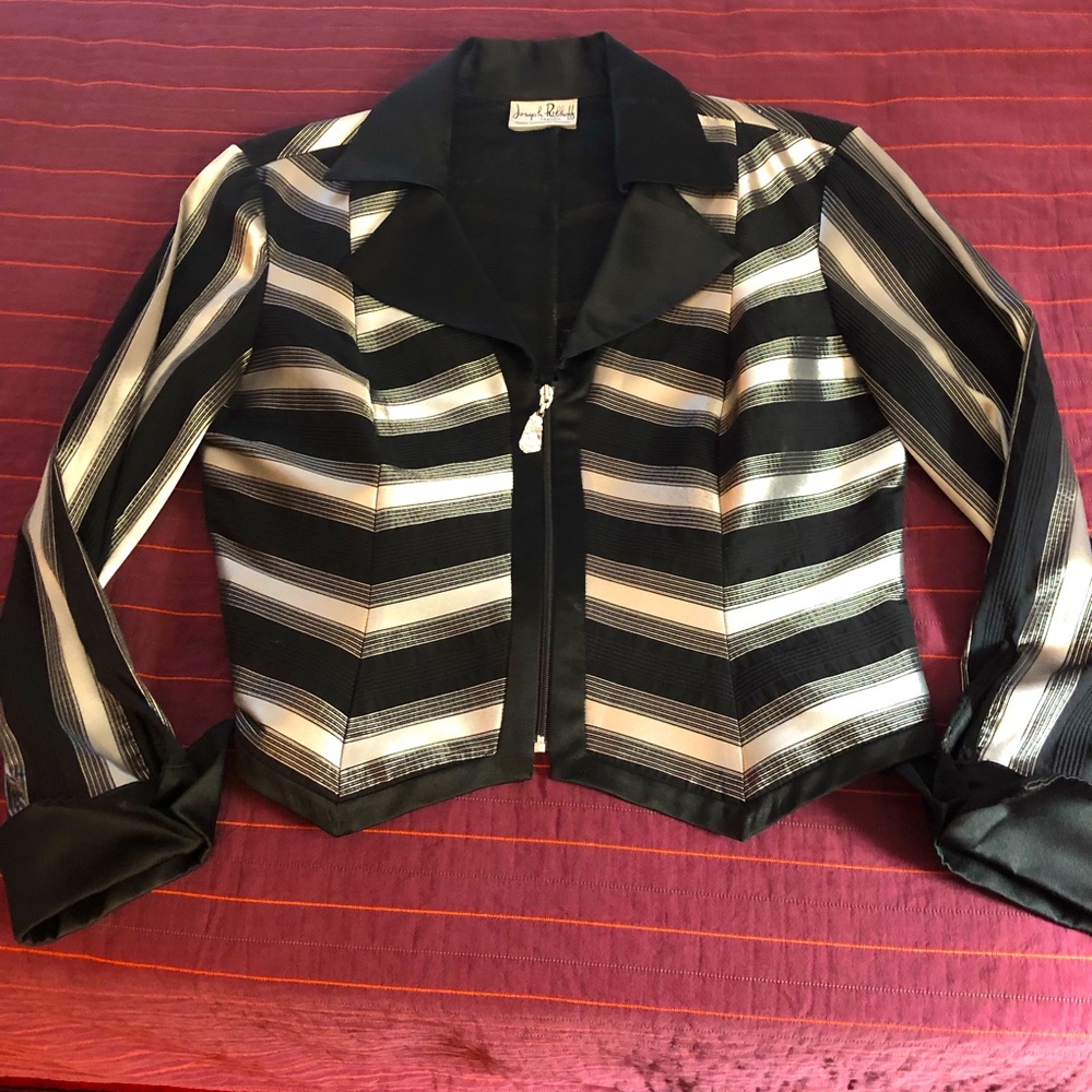 Women’s dressy elegant jacket size medium